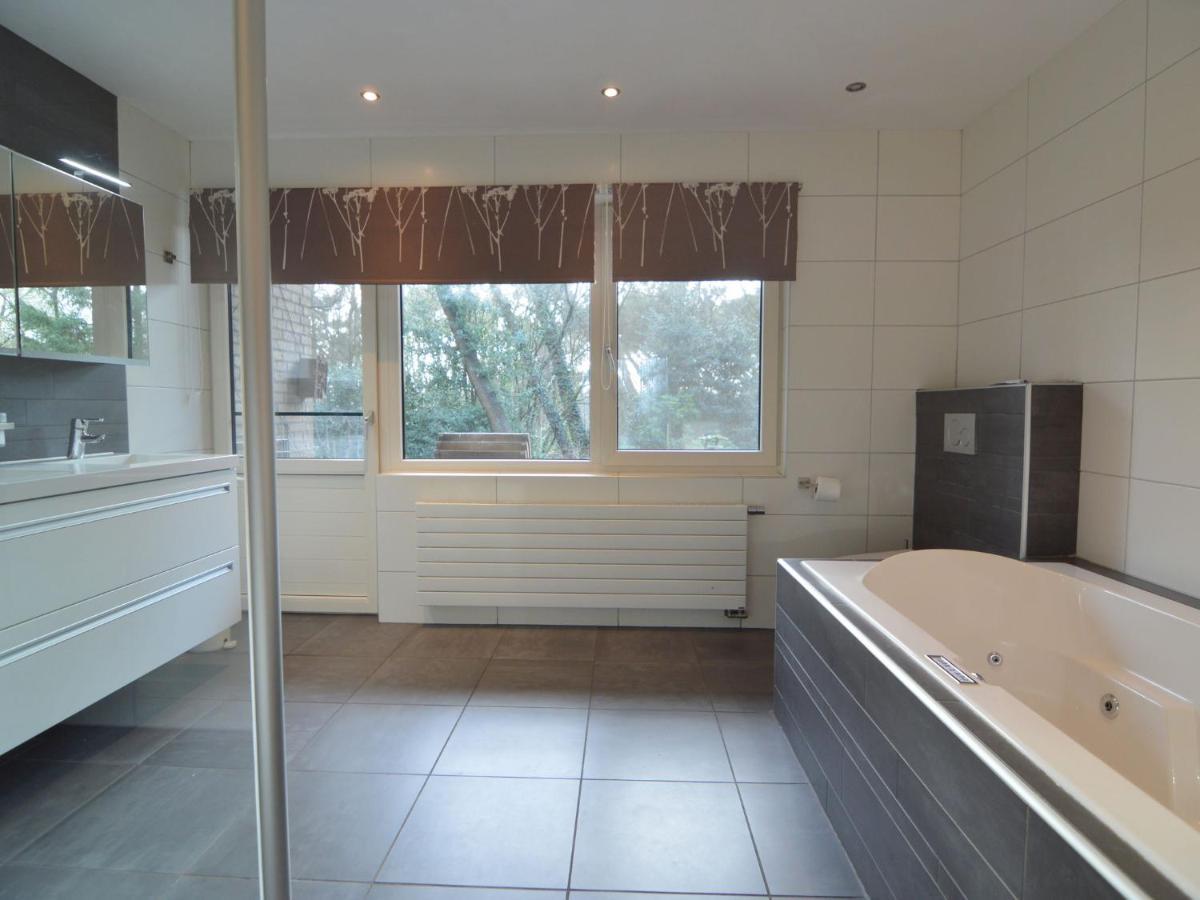 Stunning Villa In Venhorst With Sauna Exterior photo